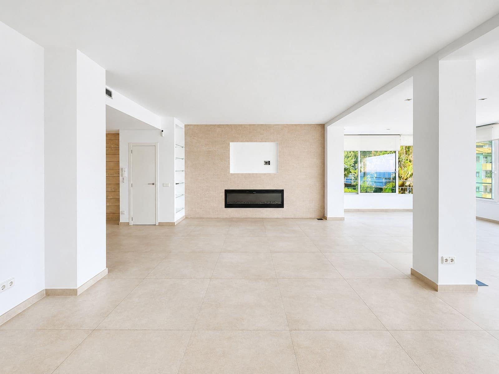 Piso de 3 habitaciones en Cala Vinyes / Cala Vinyas / Cala Viñas en alquiler con piscina garaje - 4.300 € (Ref: 10009652)