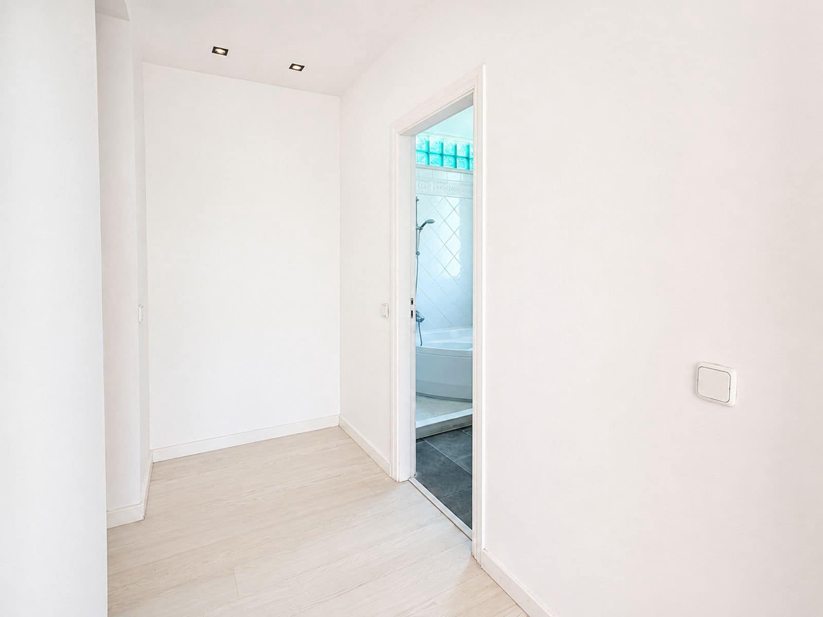 Piso de 3 habitaciones en Cala Vinyes / Cala Vinyas / Cala Viñas en alquiler con piscina garaje - 4.300 € (Ref: 10009652)