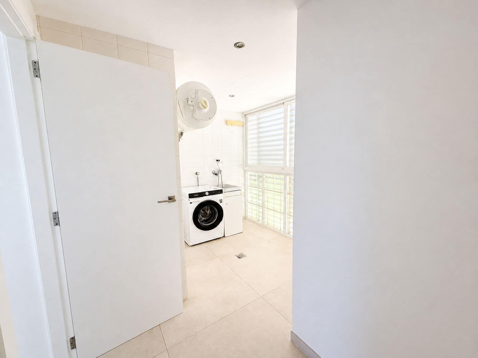 Piso de 3 habitaciones en Cala Vinyes / Cala Vinyas / Cala Viñas en alquiler con piscina garaje - 4.300 € (Ref: 10009652)