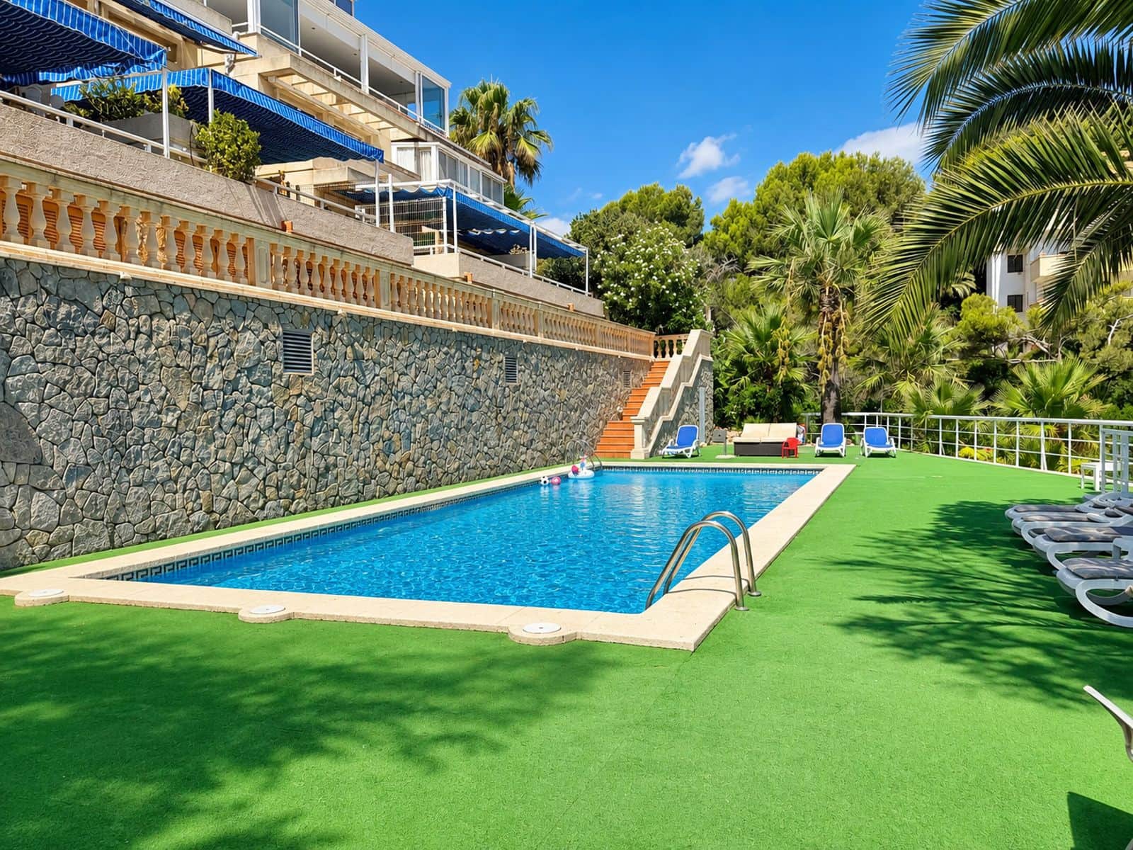 Piso de 3 habitaciones en Cala Vinyes / Cala Vinyas / Cala Viñas en alquiler con piscina garaje - 4.300 € (Ref: 10009652)
