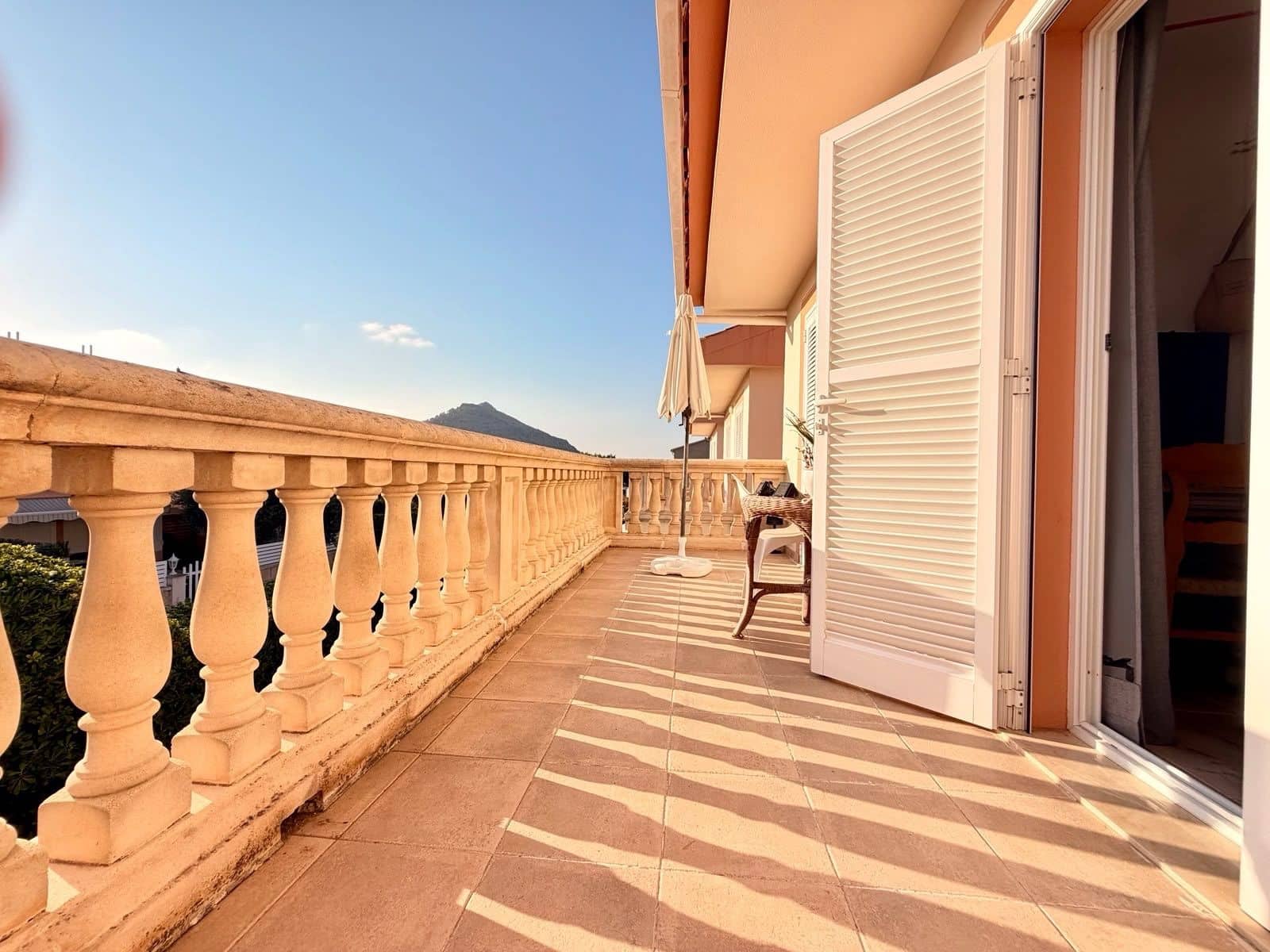 3 chambre Maison de Ville à vendre à Puerto de Alcudia avec piscine garage - 645 000 € (Ref: 10021723)