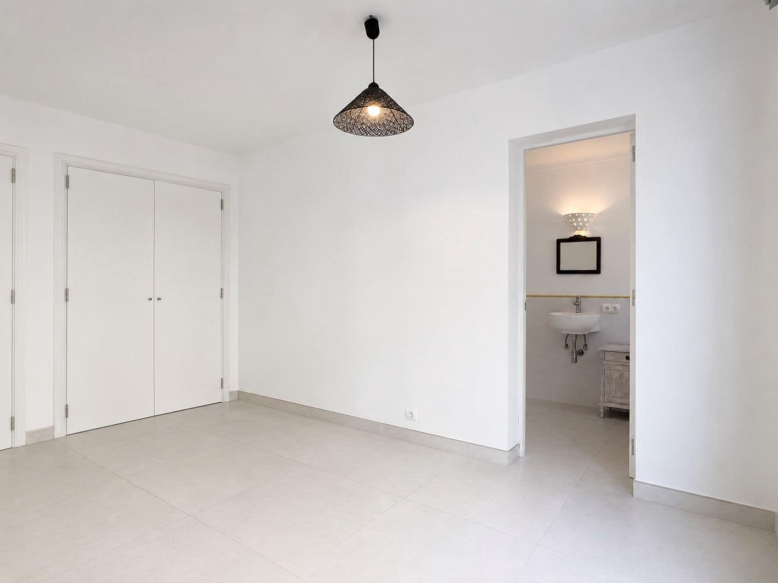 3 slaapkamer Flat te koop in Cala San Vicente / Cala Sant Vicenc - € 405.000 (Ref: 10026264)