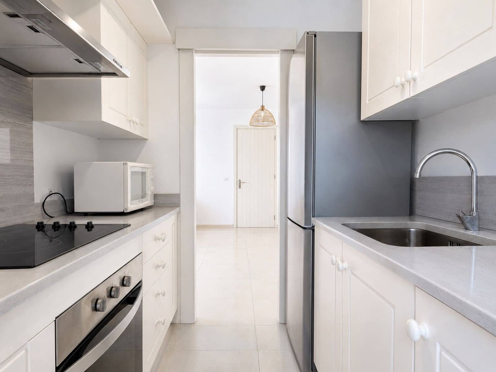 3 slaapkamer Flat te koop in Cala San Vicente / Cala Sant Vicenc - € 405.000 (Ref: 10026264)