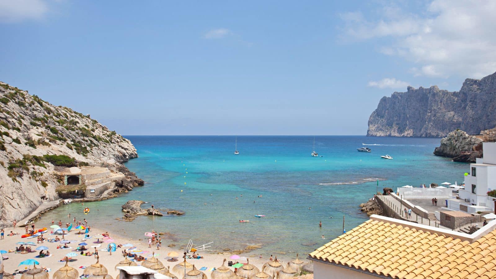 3 slaapkamer Flat te koop in Cala San Vicente / Cala Sant Vicenc - € 405.000 (Ref: 10026264)