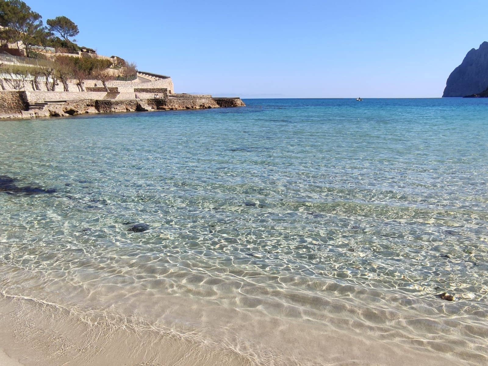 3 slaapkamer Flat te koop in Cala San Vicente / Cala Sant Vicenc - € 405.000 (Ref: 10026264)