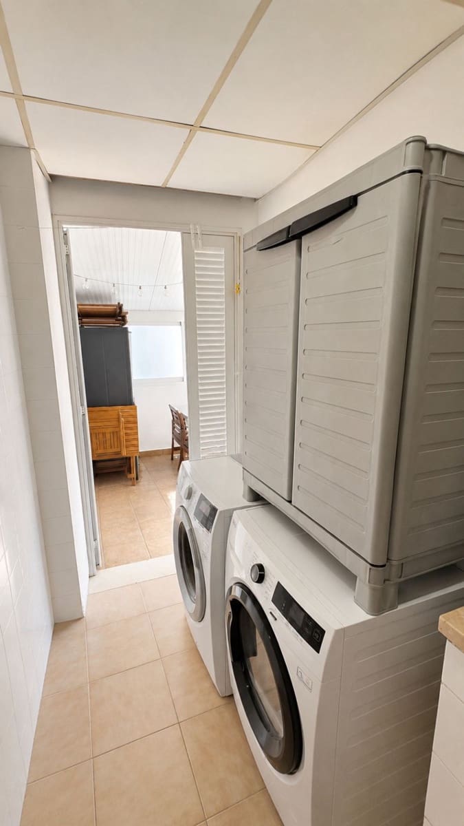 3 bedroom Flat for sale in Puerto de Alcudia - € 460,000 (Ref: 10045861)