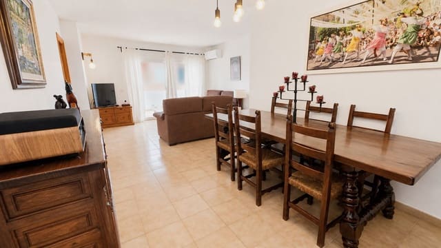 3 bedroom Flat for sale in Puerto de Alcudia, Alcúdia - € 460,000 (Ref: 10045861)