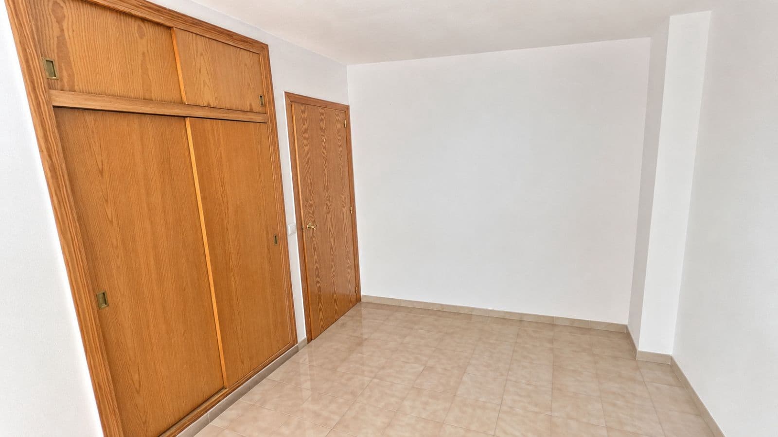 3 bedroom Flat for sale in Puerto de Alcudia - € 460,000 (Ref: 10045861)