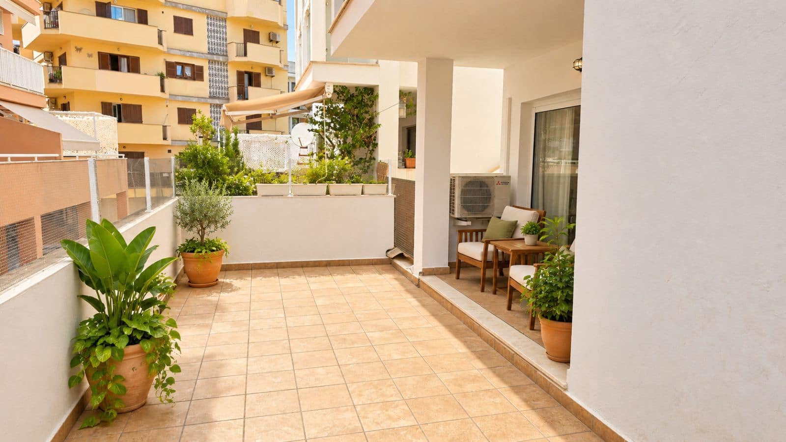 3 soveværelse Lejlighed til salg i Puerto de Alcudia - € 430.000 (Ref: 10045861)