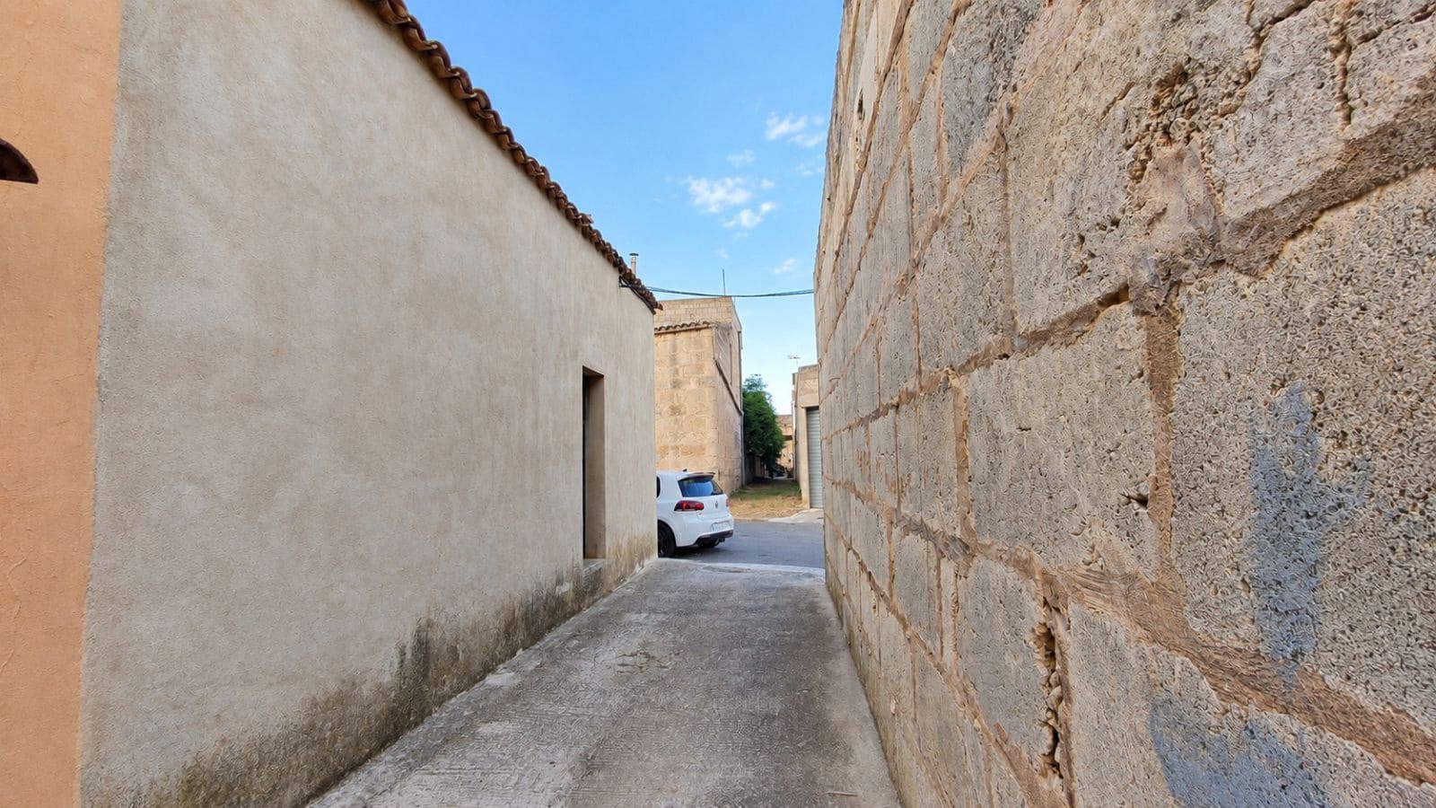 Townhouse for sale in Santa Margalida with garage - € 150,000 (Ref: 10073363)