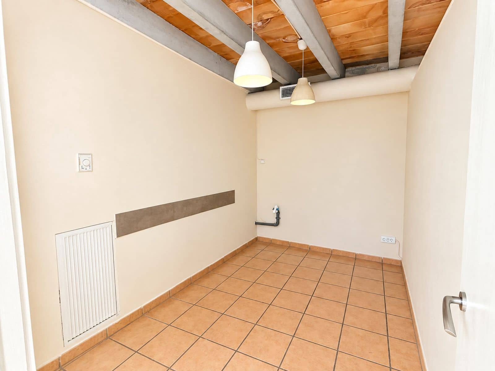 Kaupallinen myytävänä paikassa Palma de Mallorca mukana 
autotalli - 600 000 € (Ref: 10130428)