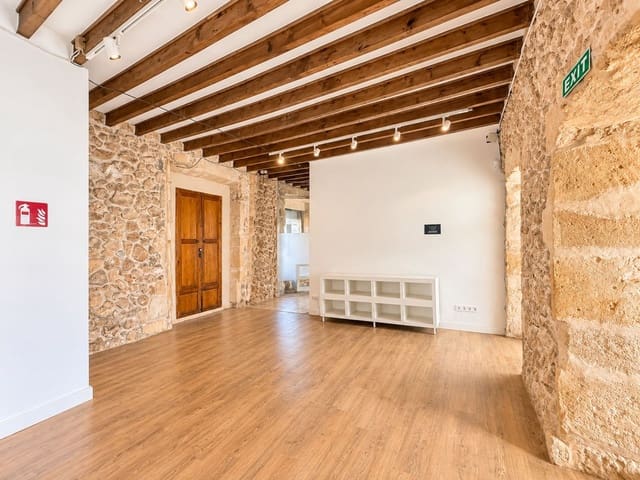 Kaupallinen myytävänä paikassa Son Xigala, Palma de Mallorca mukana 
autotalli - 600 000 € (Ref: 10130428)