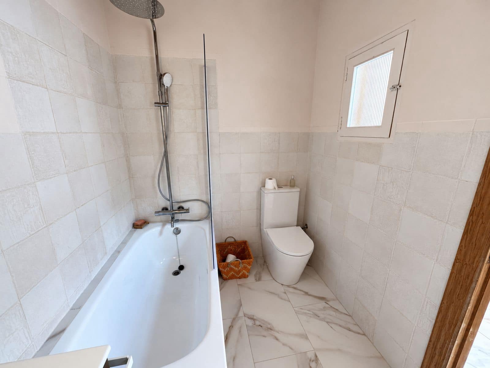 2 soverom Hus til salgs i Llubi med garasje - € 495 000 (Ref: 10154232)