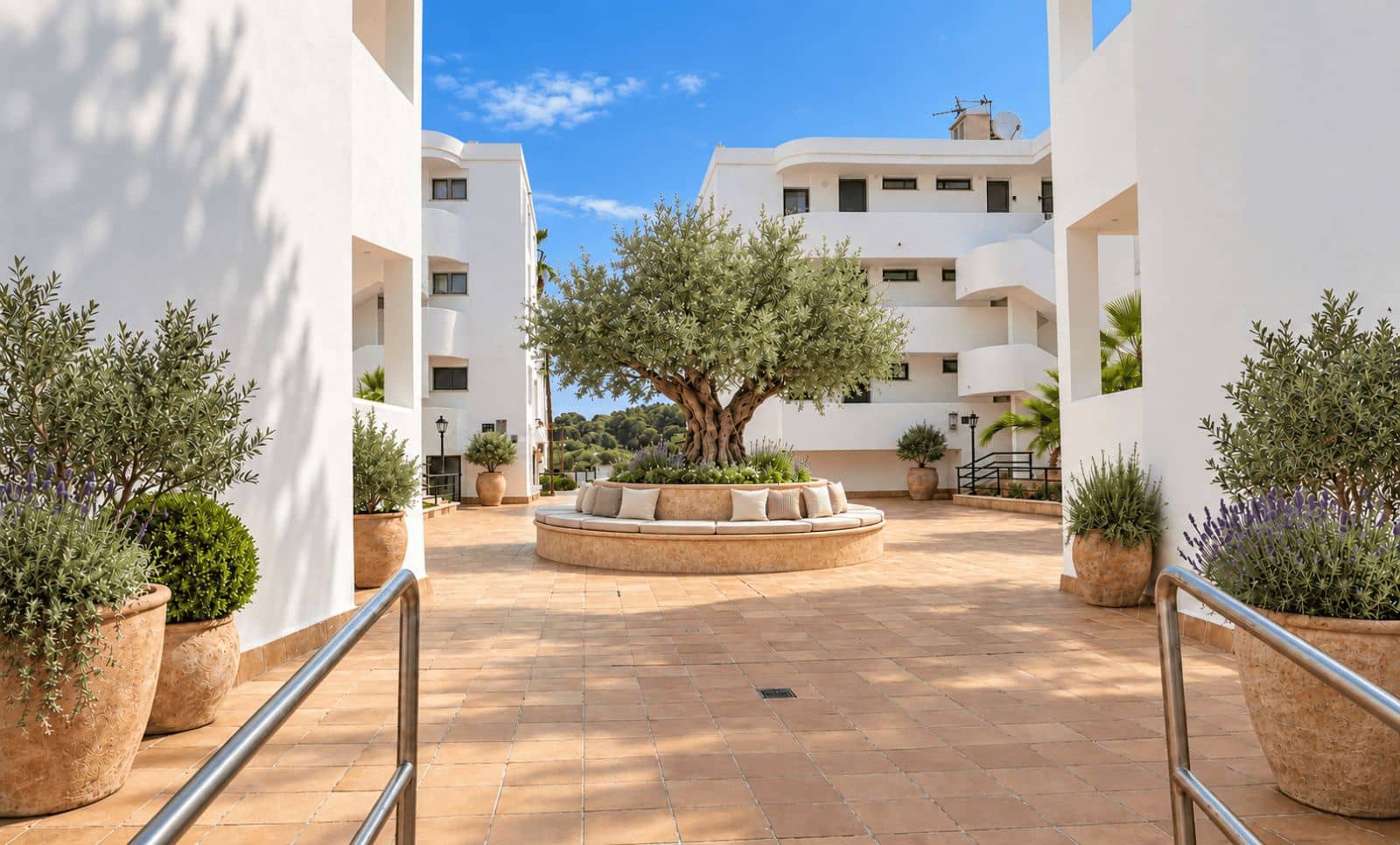1 slaapkamer Flat te koop in Portocolom met zwembad - € 295.000 (Ref: 10186227)
