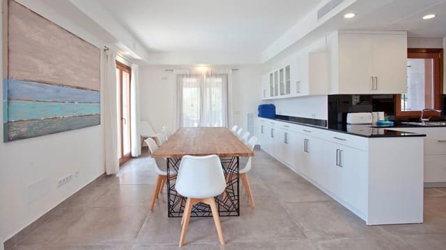 6 soverom Finca/Herregård til salgs i Alcúdia med svømmebasseng garasje - € 3 500 000 (Ref: 4183882)