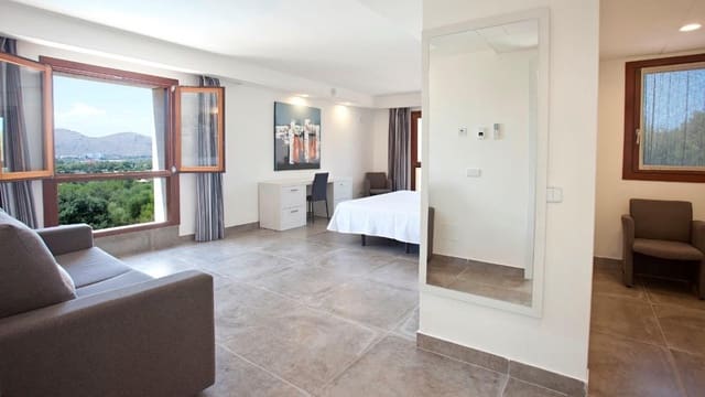 6 soverom Finca/Herregård til salgs i Alcúdia med svømmebasseng garasje - € 3 500 000 (Ref: 4183882)