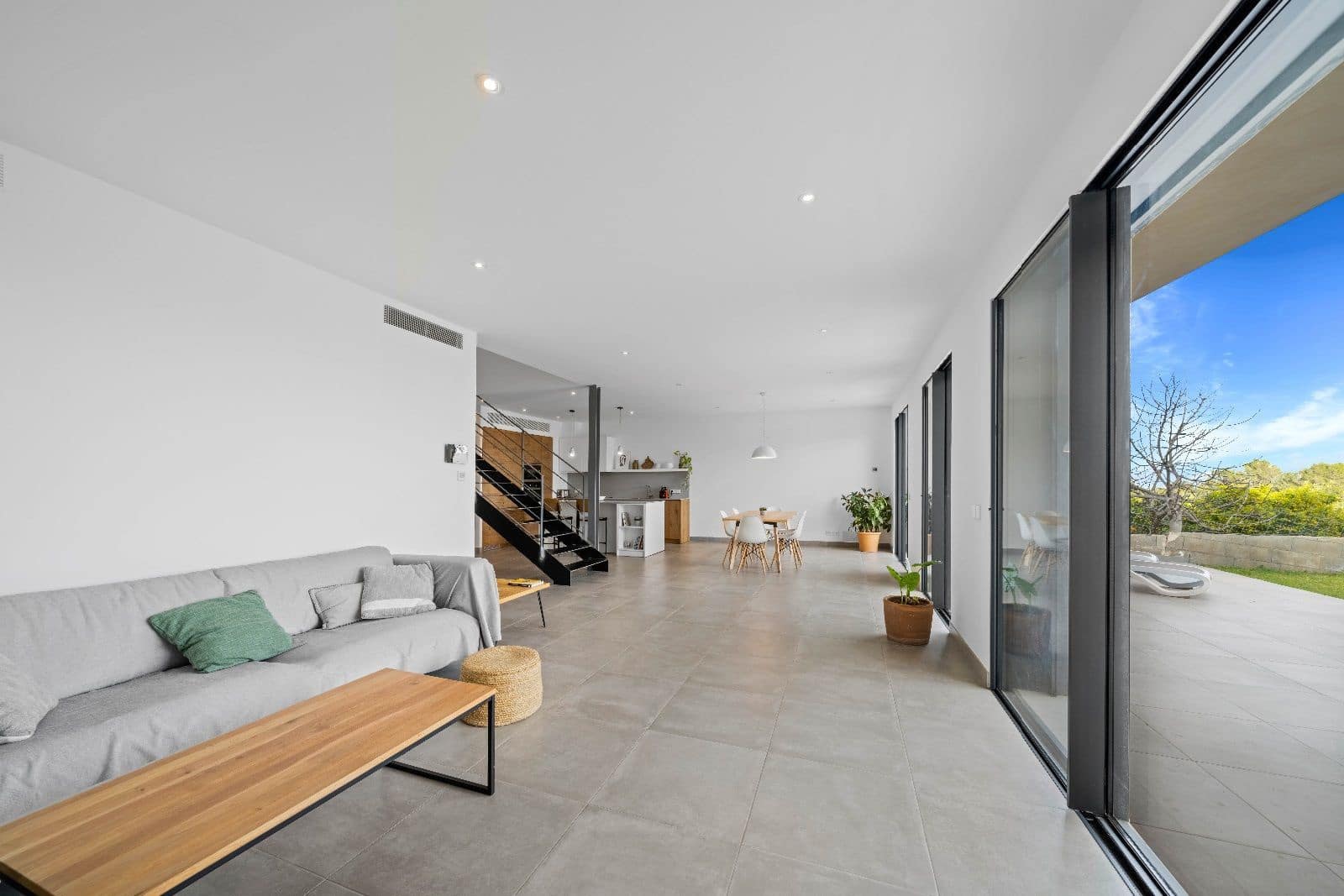 4 soveværelse Byhus til salg i Campanet med swimmingpool garage - € 1.180.000 (Ref: 7448131)