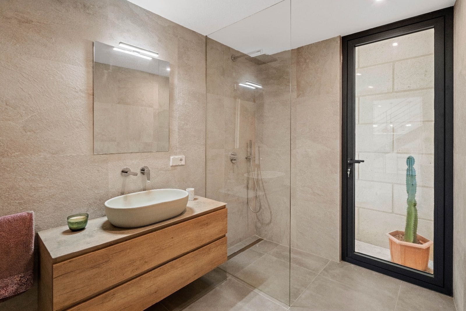 4 soveværelse Byhus til salg i Campanet med swimmingpool garage - € 1.180.000 (Ref: 7448131)