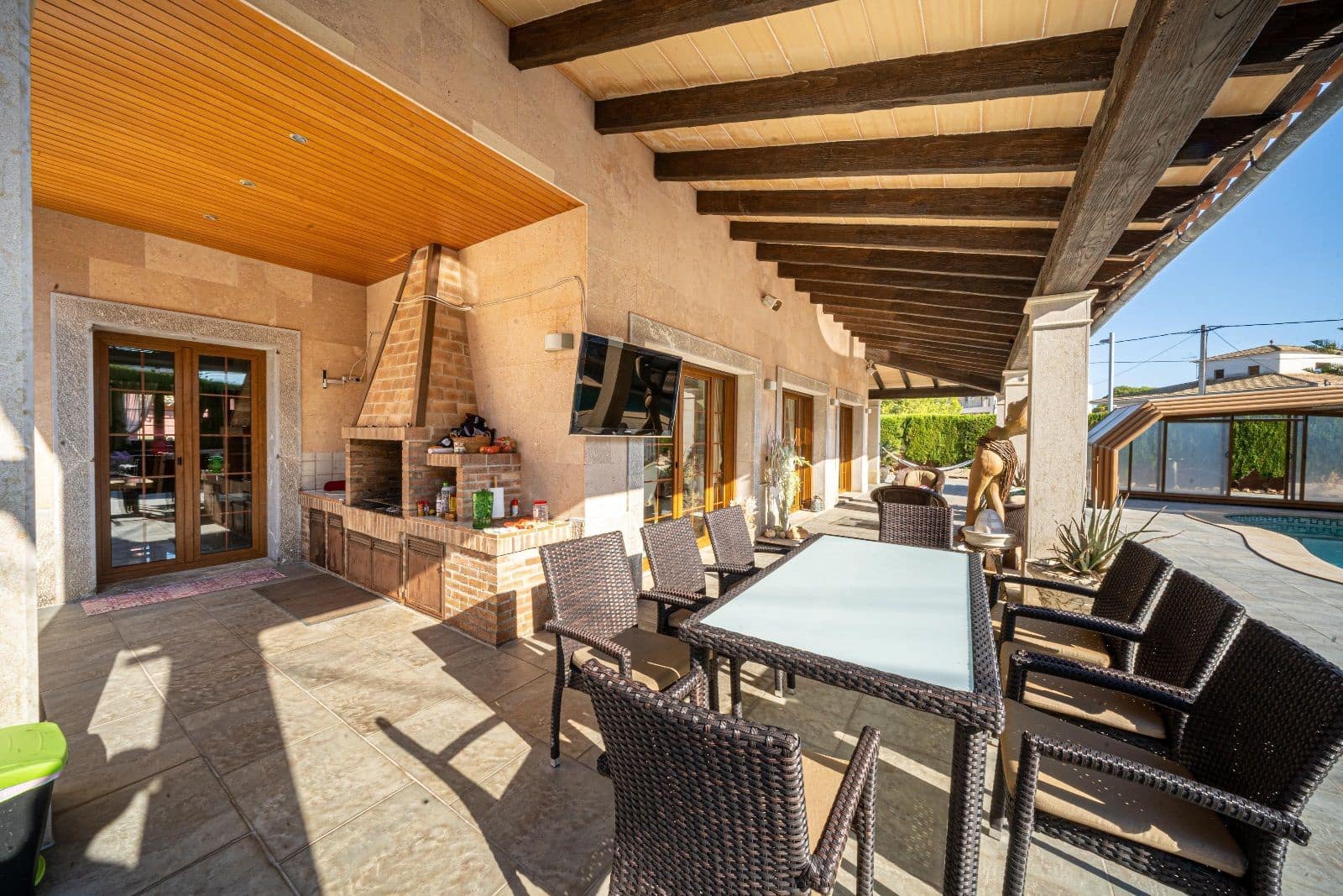 5 soverom Hus til salgs i Ca'n Picafort med svømmebasseng garasje - € 2 500 000 (Ref: 7450894)