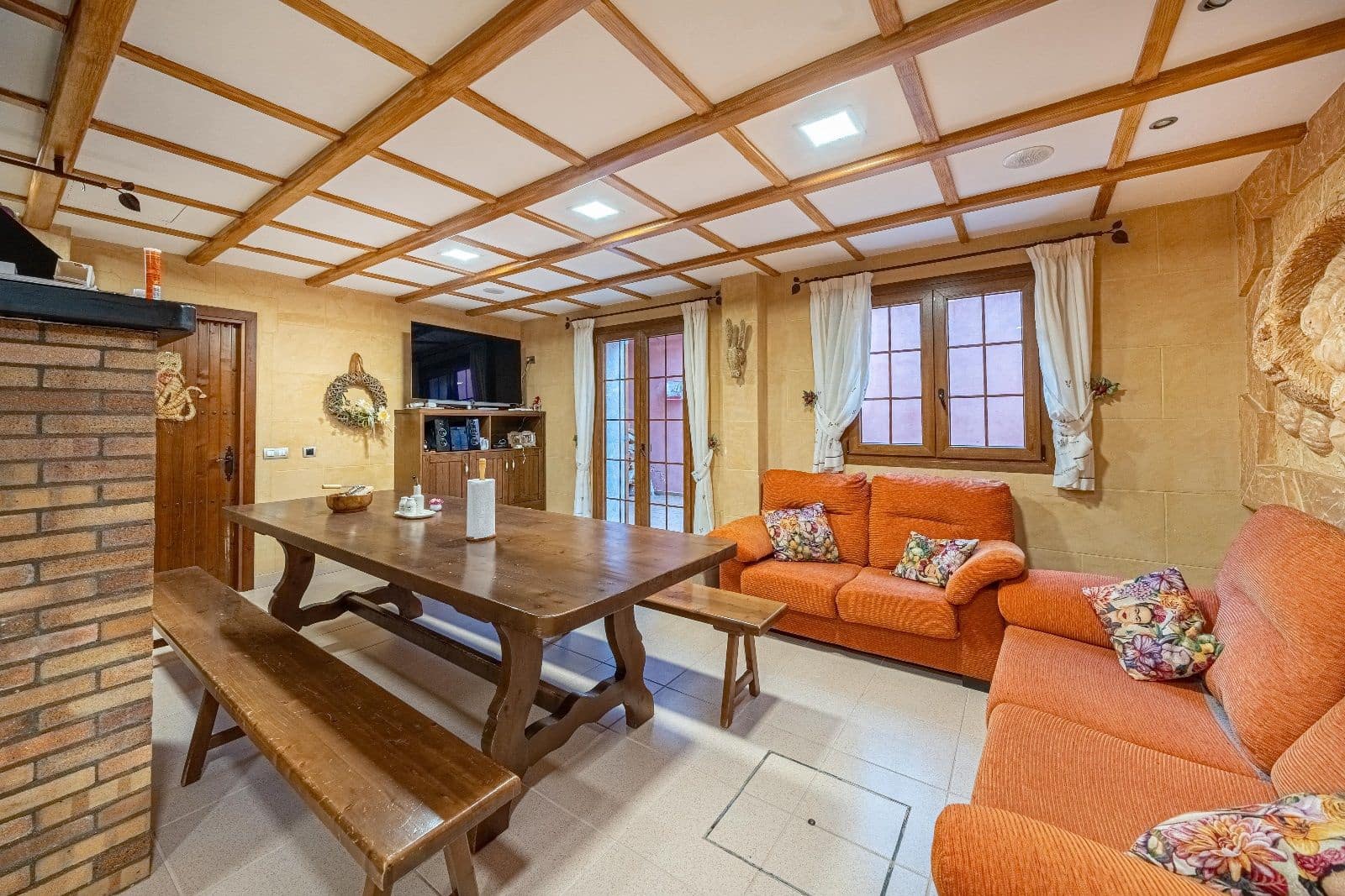 5 soverom Hus til salgs i Ca'n Picafort med svømmebasseng garasje - € 2 500 000 (Ref: 7450894)