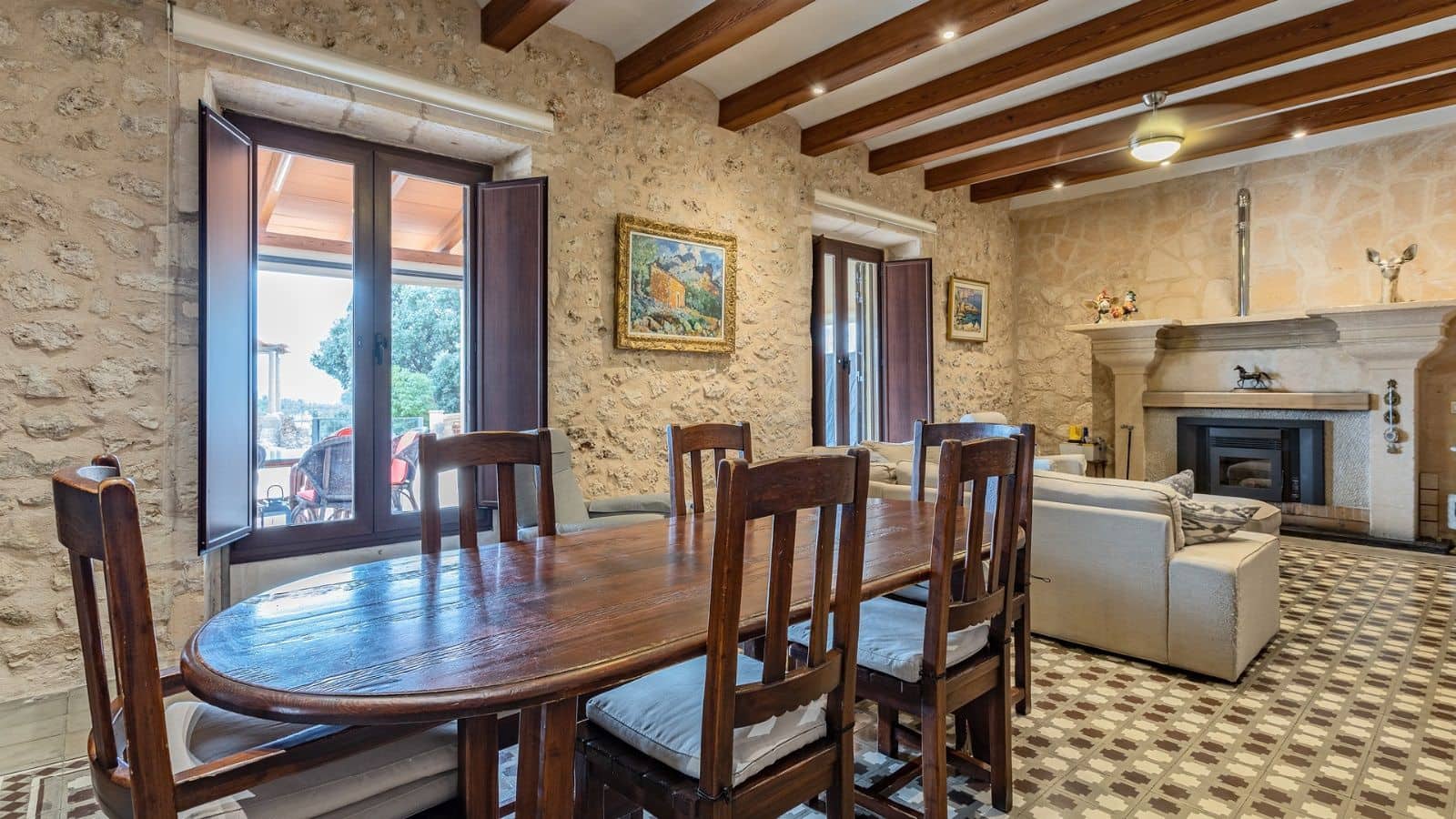 7 soveværelse Finca/Landehus til salg i Lloret de Vista Alegre med swimmingpool garage - € 3.800.000 (Ref: 7450901)