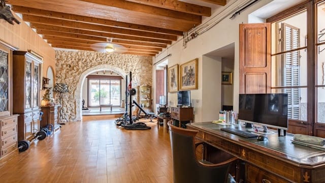 7 slaapkamer Finca/Landhuis te koop in Lloret de Vista Alegre met zwembad garage - € 3.800.000 (Ref: 7450901)