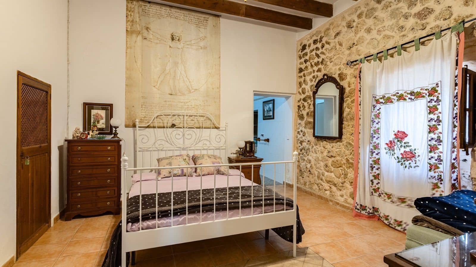 7 soveværelse Finca/Landehus til salg i Lloret de Vista Alegre med swimmingpool garage - € 3.800.000 (Ref: 7450901)