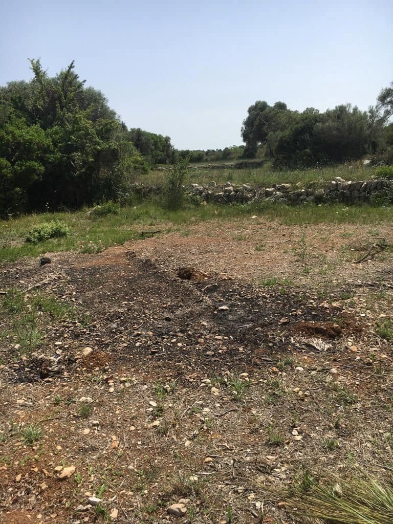 Grunde uden byggetilladelser til salg i Capdepera - € 399.000 (Ref: 7450931)