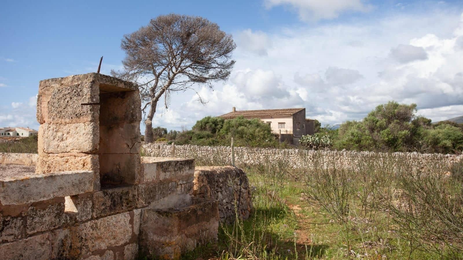 Finca/Landehus til salg i Cala Anguila med garage - € 1.750.000 (Ref: 7450954)