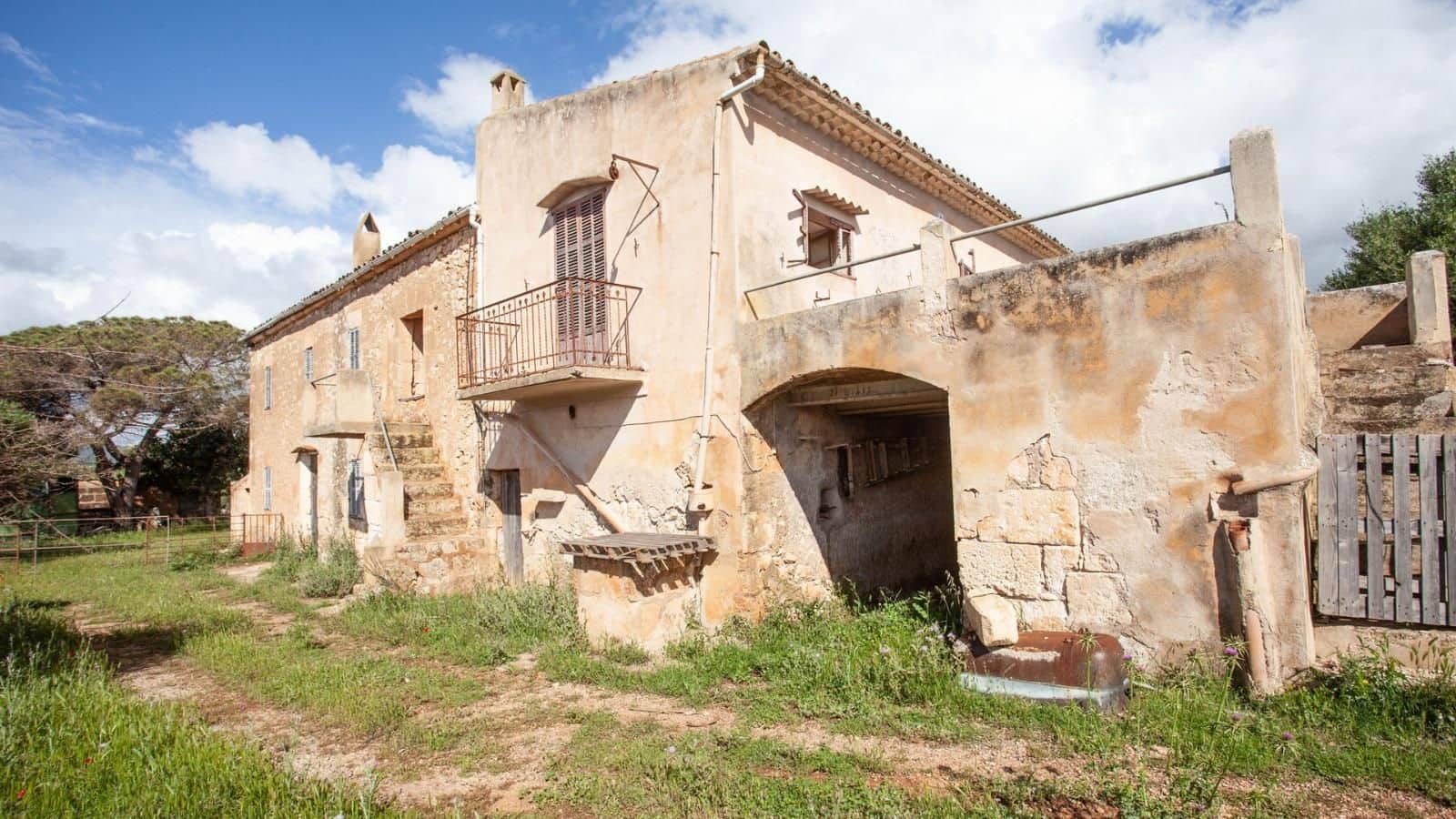 Finca/Landehus til salg i Cala Anguila med garage - € 1.750.000 (Ref: 7450954)