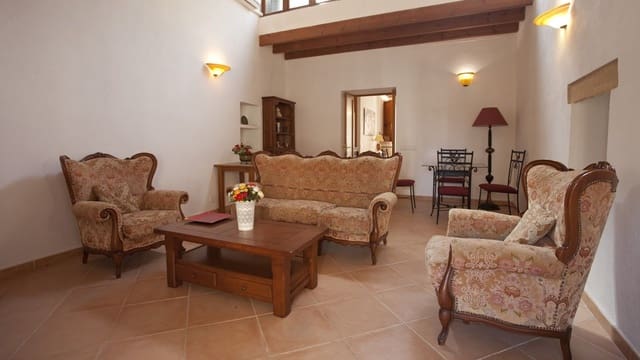 Casa de 4 habitaciones en Alcúdia en venta - 1.250.000 € (Ref: 7450955)