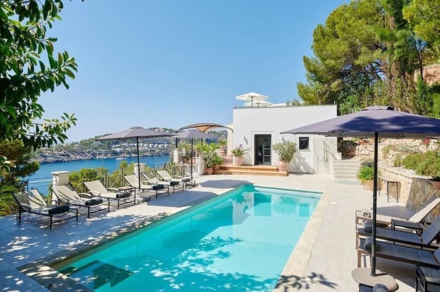 6 soveværelse Byhus til salg i Puerto de Andratx, Andratx med swimmingpool garage - € 7.900.000 (Ref: 7567630)