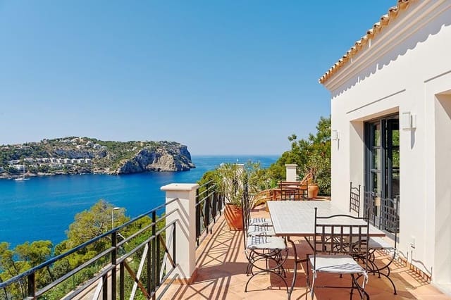 6 soveværelse Byhus til salg i Puerto de Andratx, Andratx med swimmingpool garage - € 7.900.000 (Ref: 7567630)