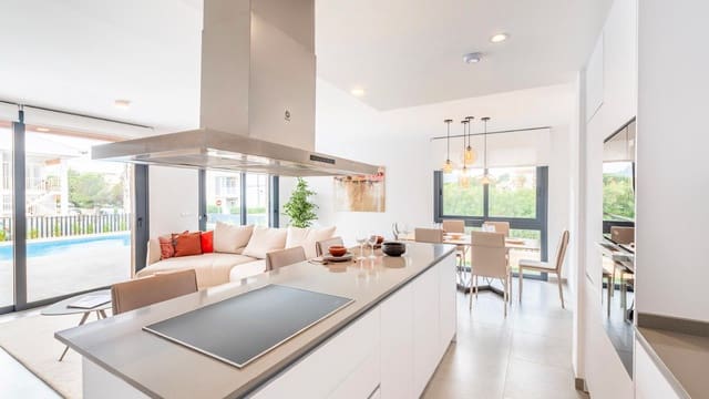 3 sypialnia Dom na sprzedaż w Cala Ratjada, Capdepera z garażem - 1 130 000 € (Ref: 7644536)