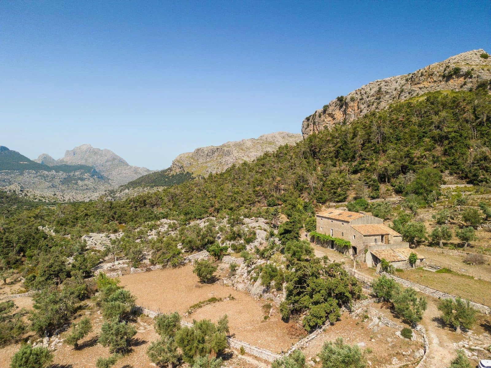 13 quarto Quinta/Casa Rural para venda em Escorca com garagem - 5 500 000 € (Ref: 7834181)