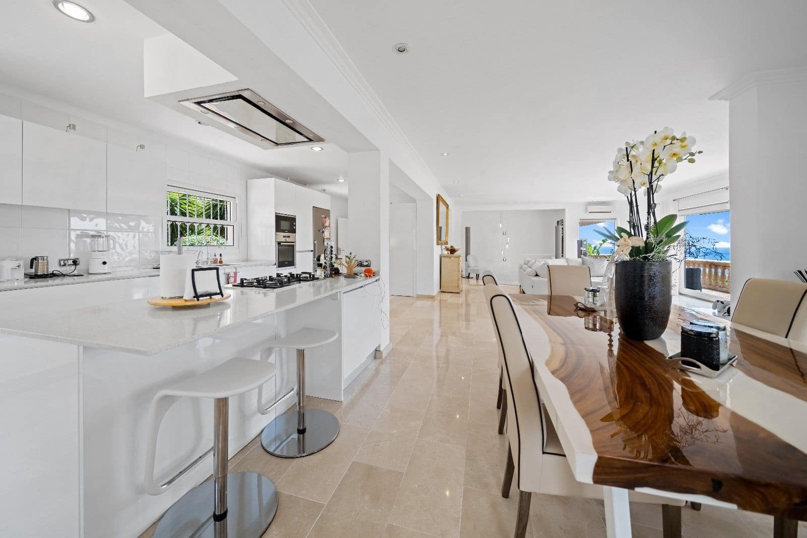 4 soveværelse Byhus til salg i Costa d'en Blanes med swimmingpool garage - € 4.425.000 (Ref: 7836094)