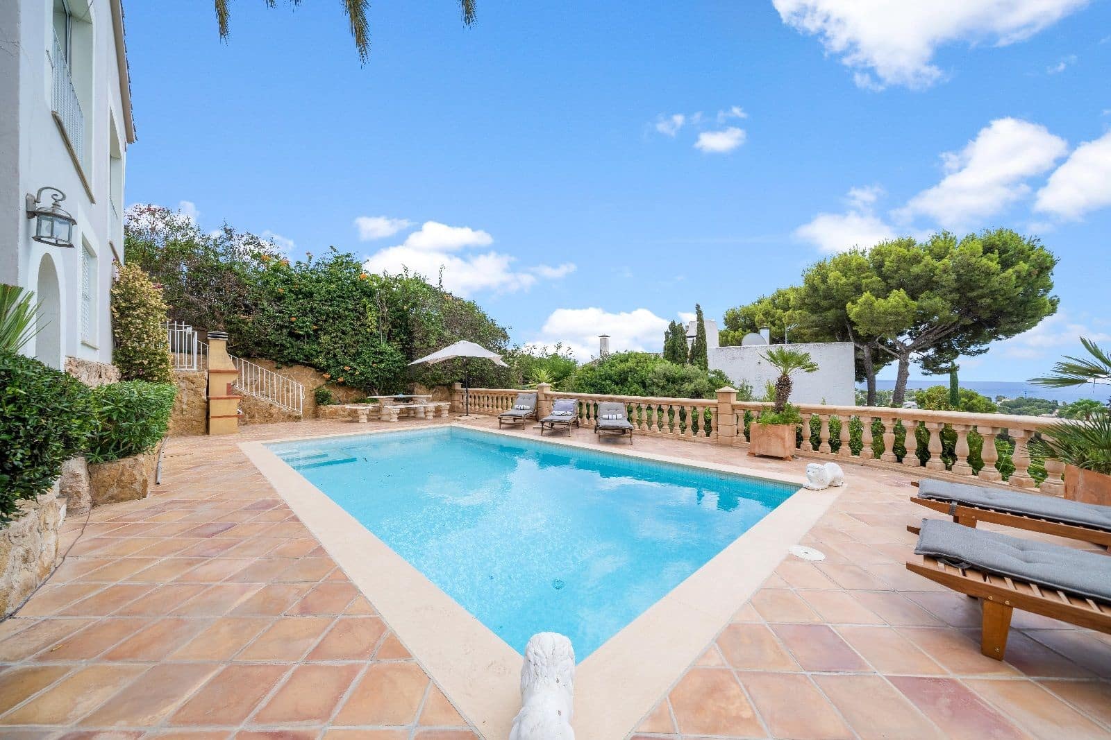 4 soveværelse Byhus til salg i Costa d'en Blanes med swimmingpool garage - € 4.425.000 (Ref: 7836094)