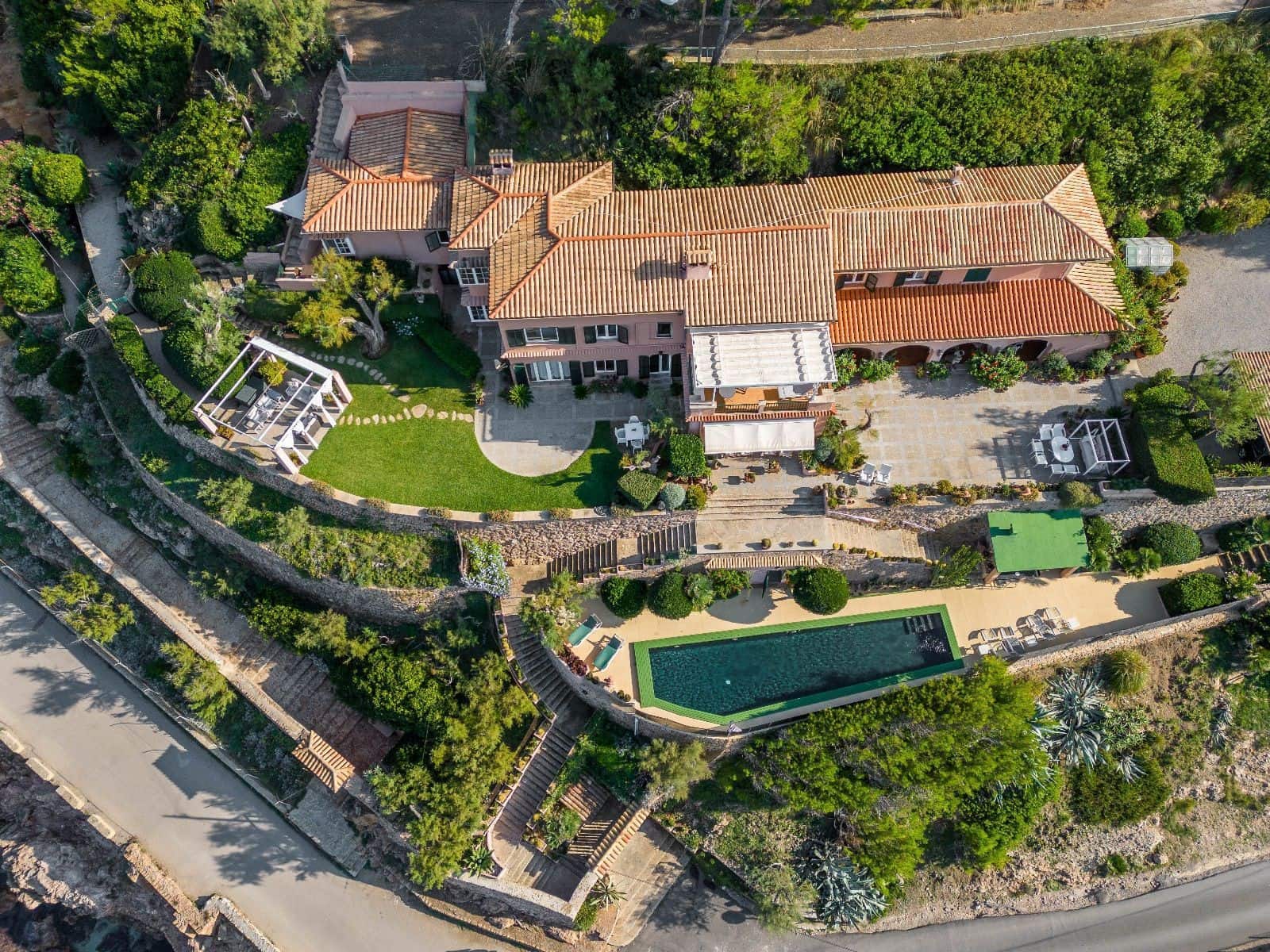 6 soverom Hus til salgs i Cala San Vicente / Cala Sant Vicenc med svømmebasseng garasje - € 3 975 000 (Ref: 7875908)