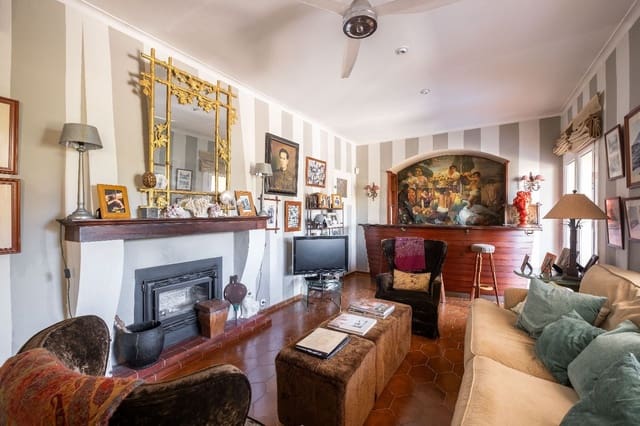 6 bedroom Townhouse for sale in Cala San Vicente / Cala Sant Vicenç, Pollensa / Pollença with pool garage - € 3,975,000 (Ref: 7875908)