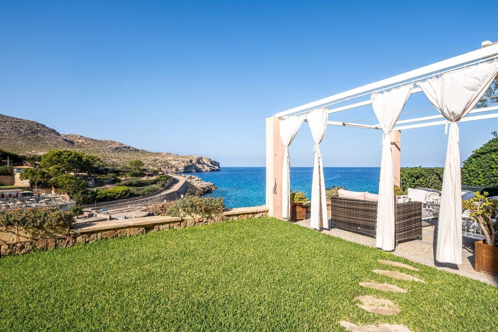 6 soverom Hus til salgs i Cala San Vicente / Cala Sant Vicenc med svømmebasseng garasje - € 3 975 000 (Ref: 7875908)