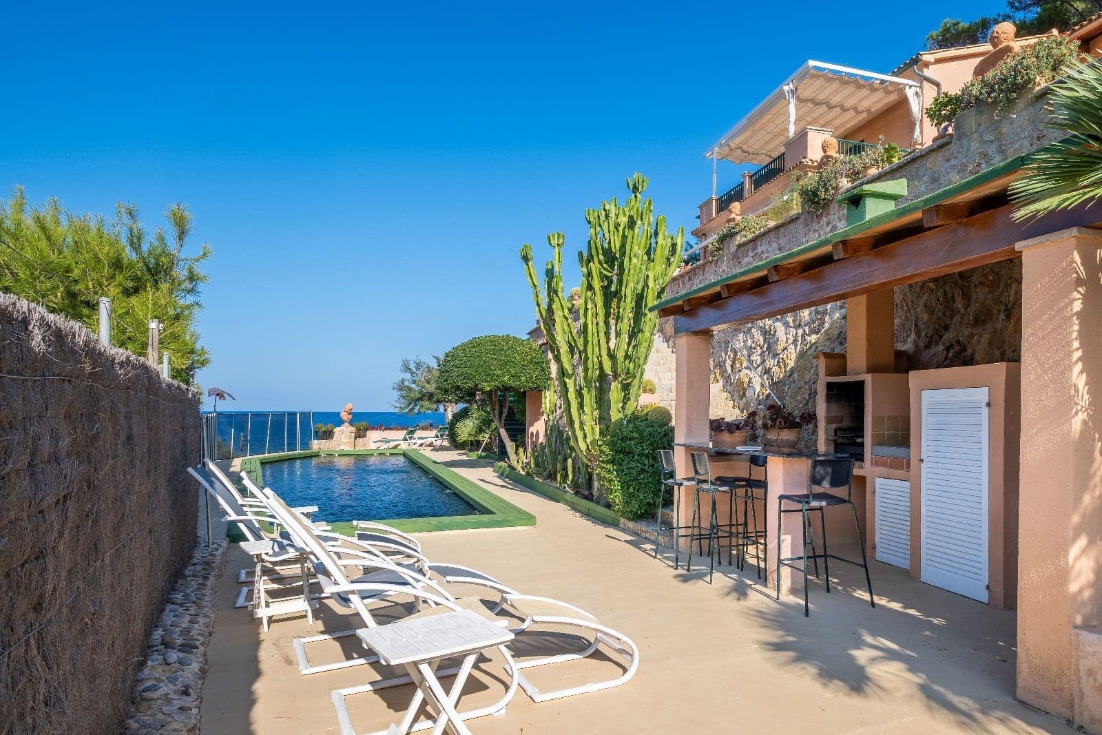 6 soverom Hus til salgs i Cala San Vicente / Cala Sant Vicenc med svømmebasseng garasje - € 3 975 000 (Ref: 7875908)