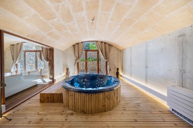 5 sovrum Finca/Hus på landet till salu i Campanet med pool garage - 7 500 000 € (Ref: 8279839)