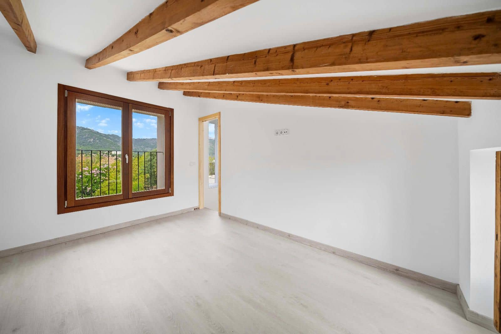 3 sovrum Hus till salu i Campanet med pool - 1 090 000 € (Ref: 8595677)