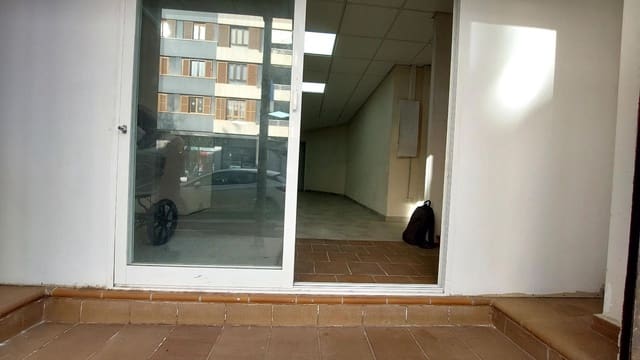 Komercyjne na sprzedaż w Son Armadans, Palma de Mallorca - 267 000 € (Ref: 8708287)