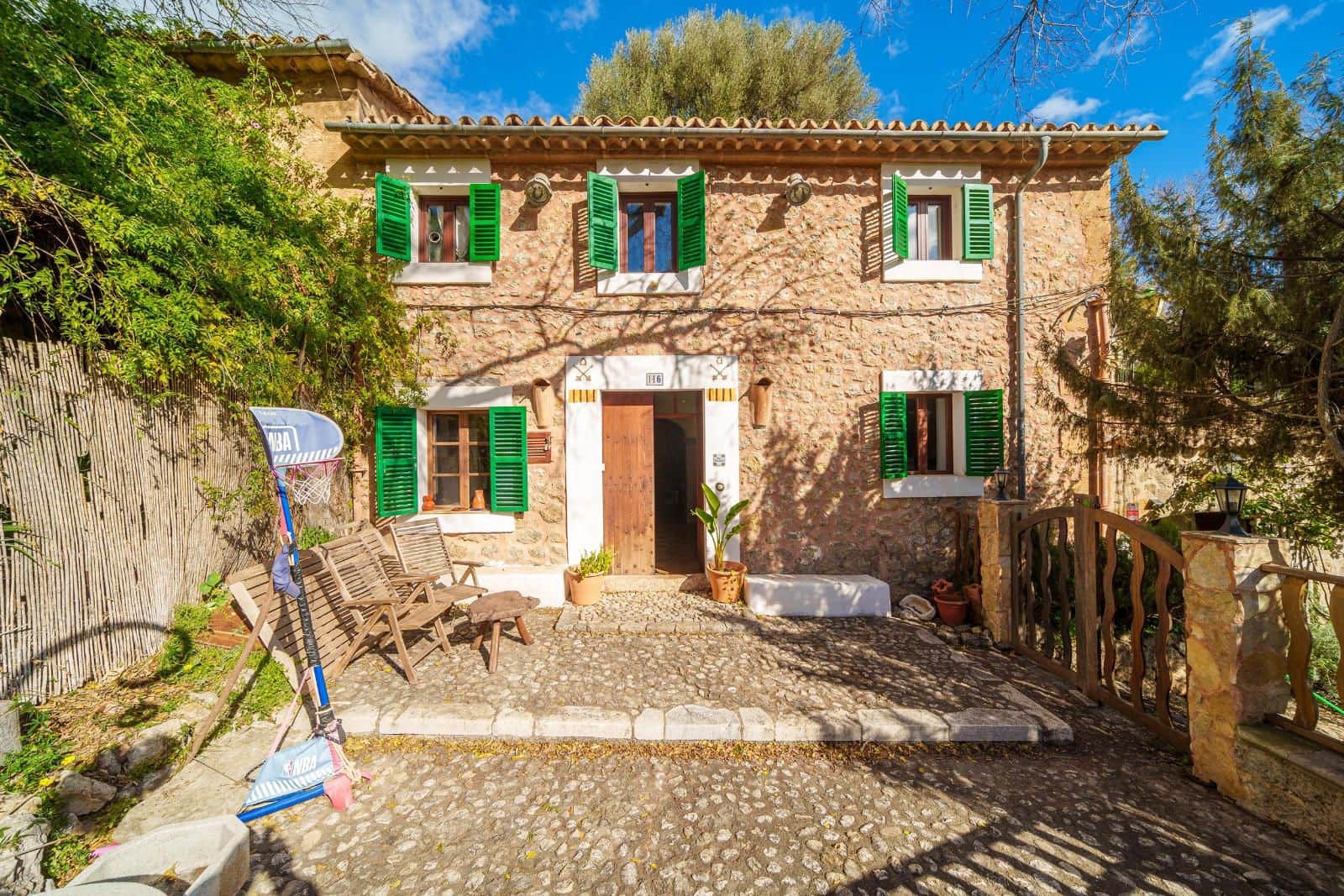 4 sypialnia Dom na sprzedaż w Esporles - 665 000 € (Ref: 8788678)