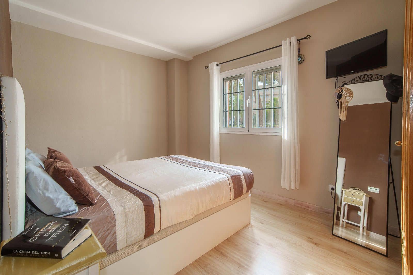 3 soveværelse Lejlighed til salg i Puerto de Alcudia med swimmingpool garage - € 425.000 (Ref: 8816445)