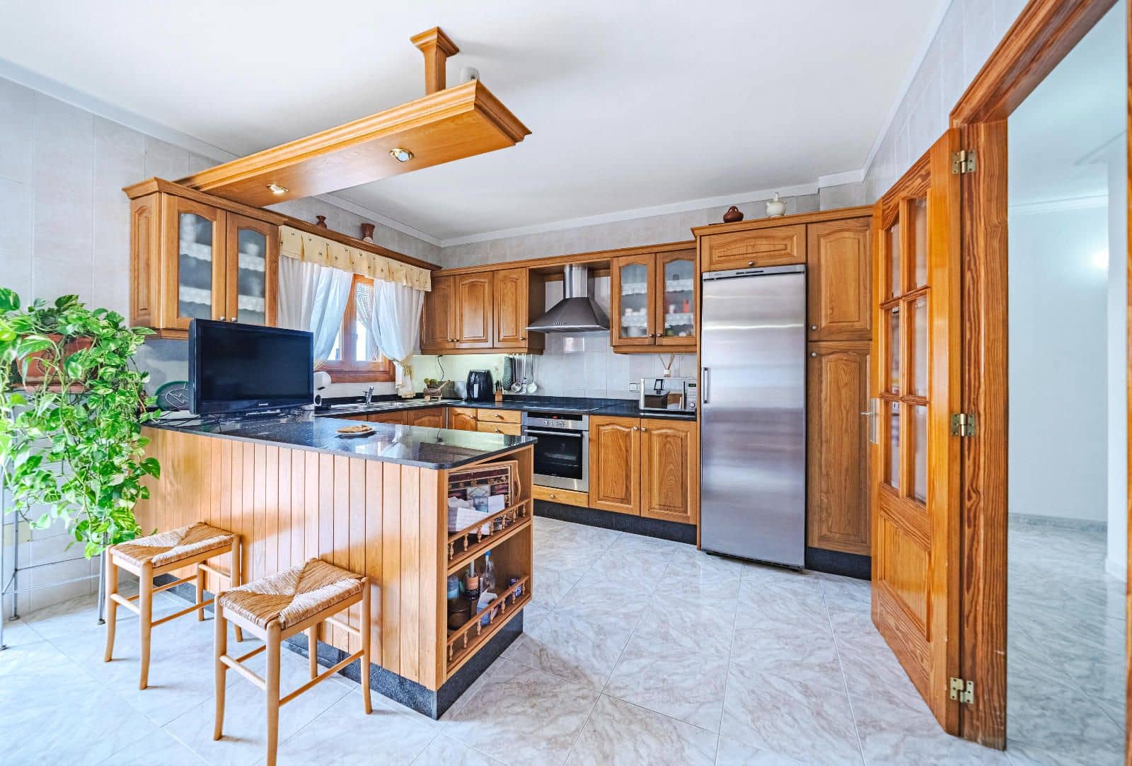 4 sypialnia Dom na sprzedaż w Alcudia z garażem - 899 000 € (Ref: 8857823)