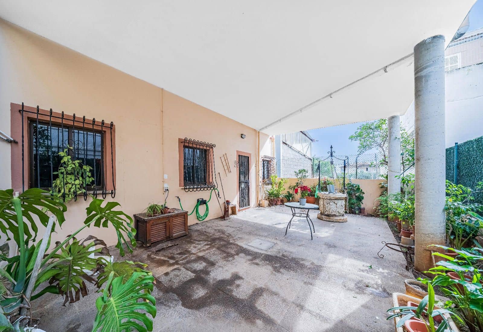 4 sypialnia Dom na sprzedaż w Alcudia z garażem - 899 000 € (Ref: 8857823)