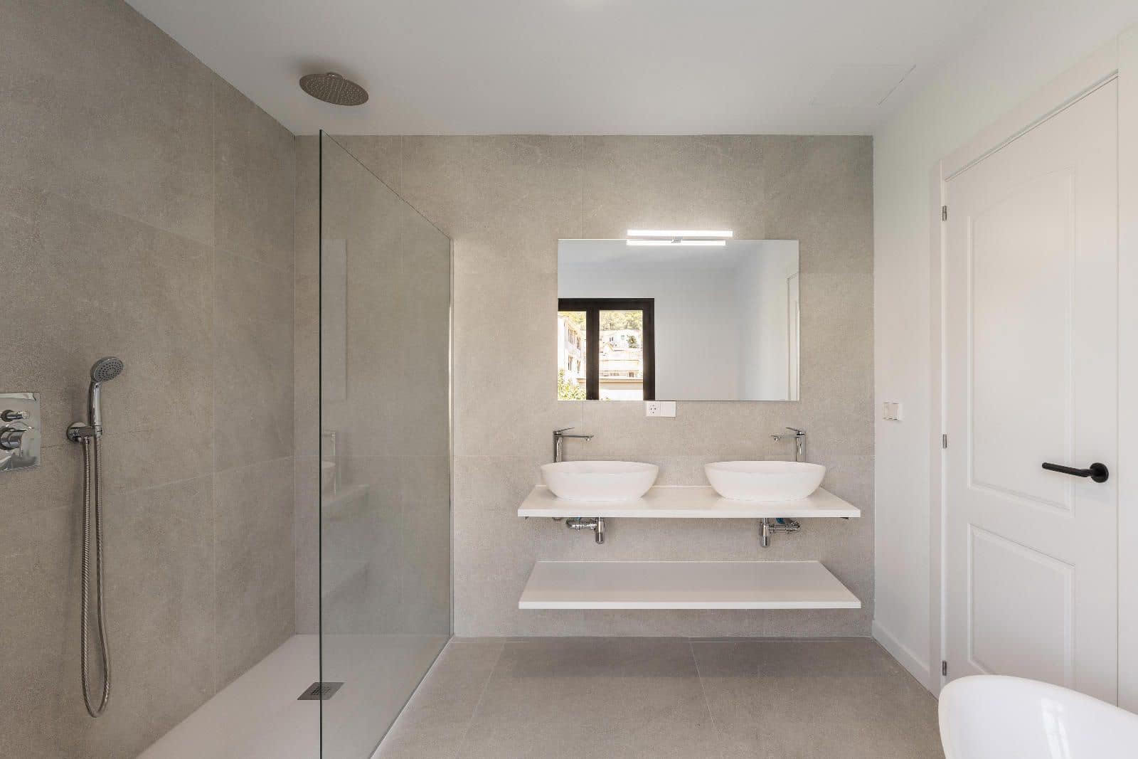 4 bedroom Flat for sale in Puerto de Soller / Port de Soller - € 1,190,000 (Ref: 9015901)