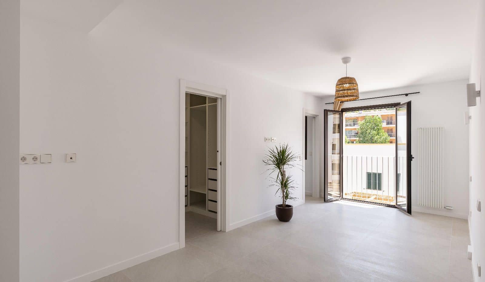 4 bedroom Flat for sale in Puerto de Soller / Port de Soller - € 1,190,000 (Ref: 9015901)